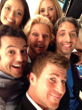 Illustration for article titled Here are some nostalgia-inducing photos of The Wonder Years cast reunited